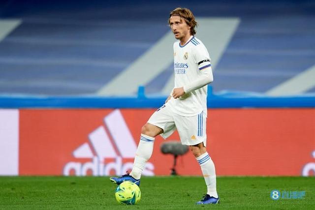 随着曼联1-1遭绝平，英超最新积分榜出炉：阿森纳一枝独秀