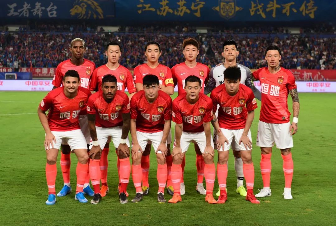 制造错位 制造错位